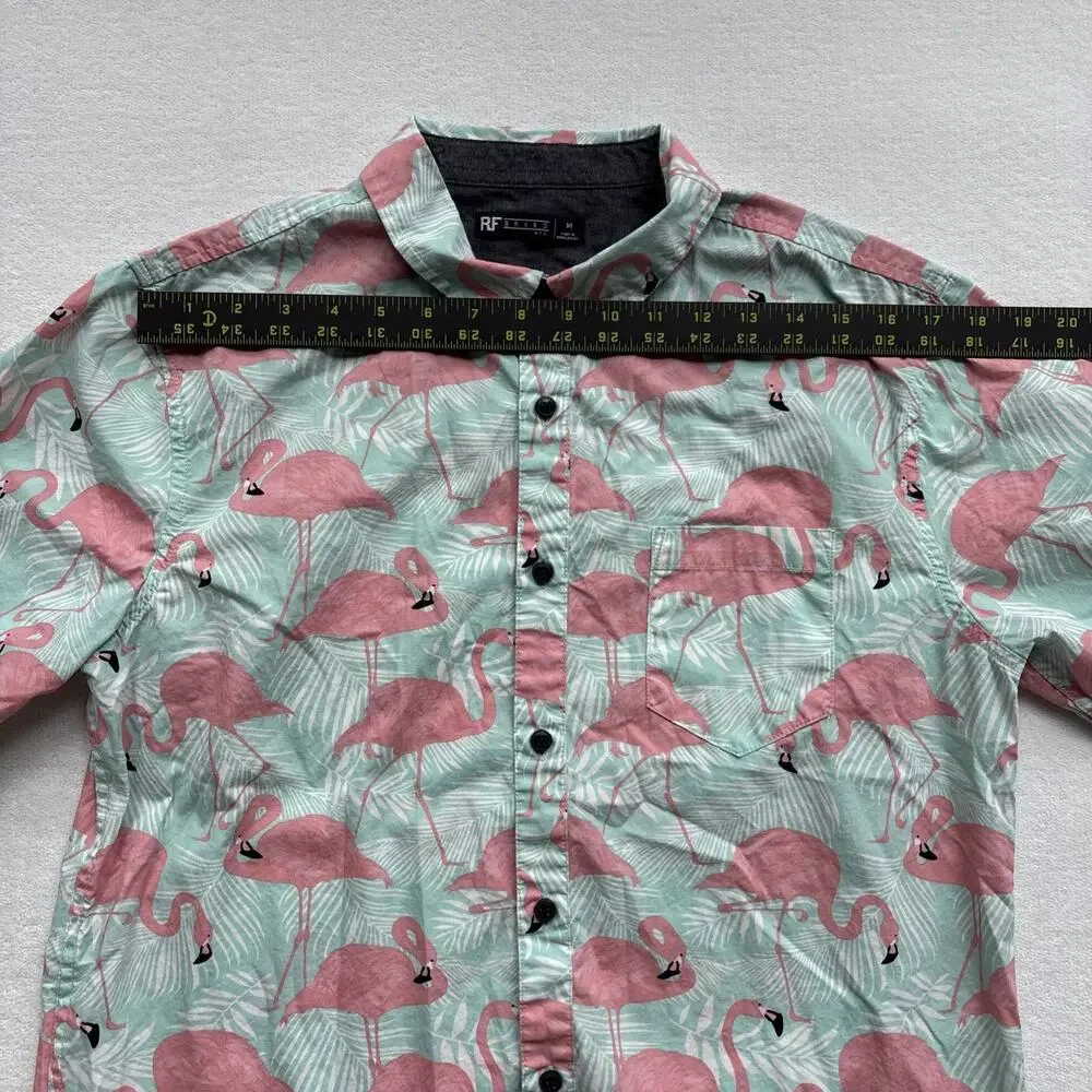 RF Brand MFG Men Medium Hawaiian Shirt Flamingo Short Sleeve Tropical‎